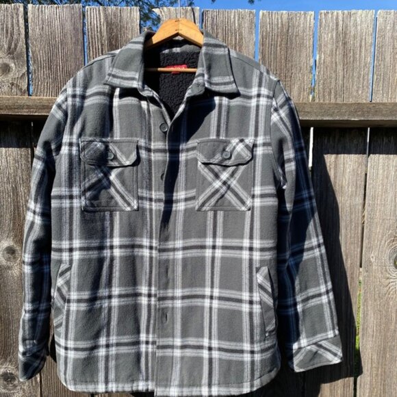 Gray Plaid Flannel Shacket L - Picture 1 of 5
